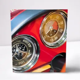 Premium-Verpackung zum Aufklappen mit Cockpit-Motiv